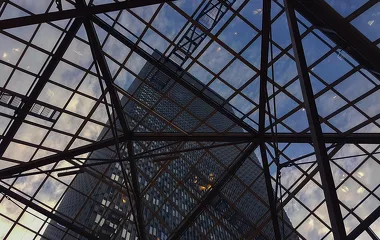 Transparent Plastics for Skylights & Façades